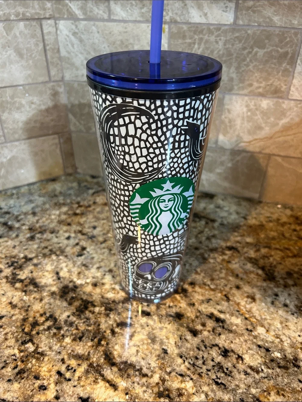 Starbucks Black & White Mosaic Tumbler with Purple Lid and Straw, 24 oz, New